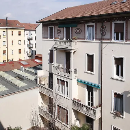 Rentopolis Foldi - Piazza Cinque Giornate 米兰
